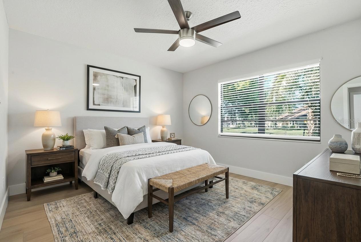 9942 LAKE SEMINOLE DR W