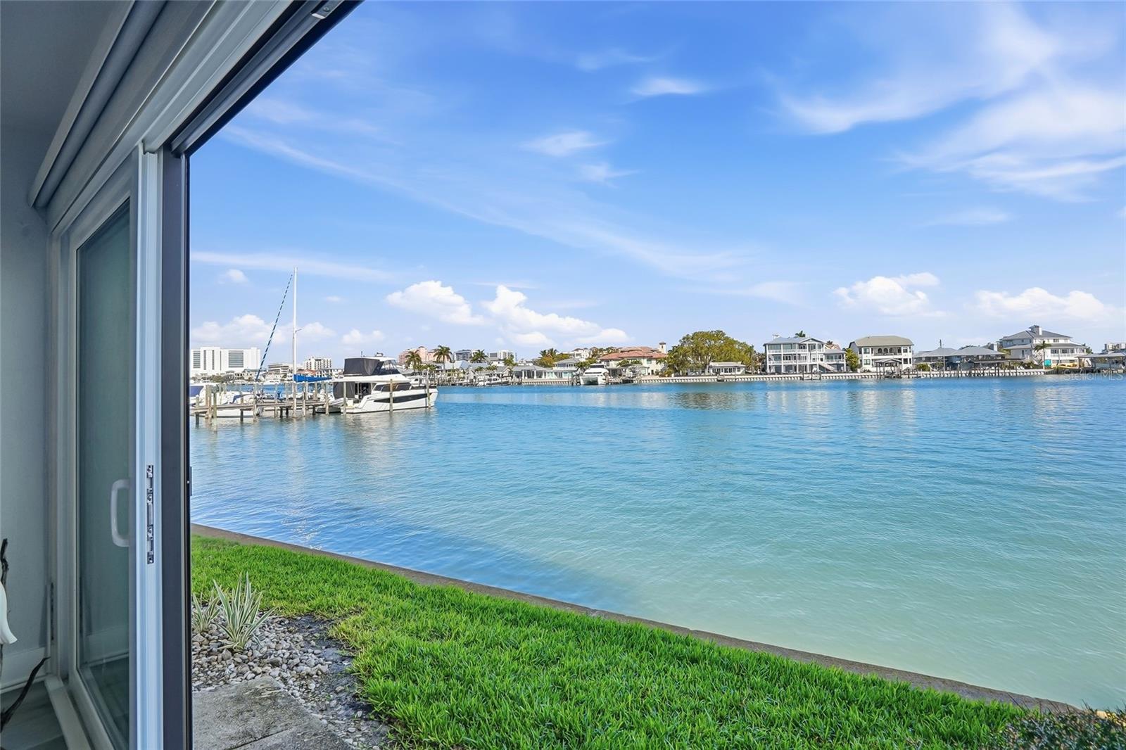868 BAYWAY BLVD #101