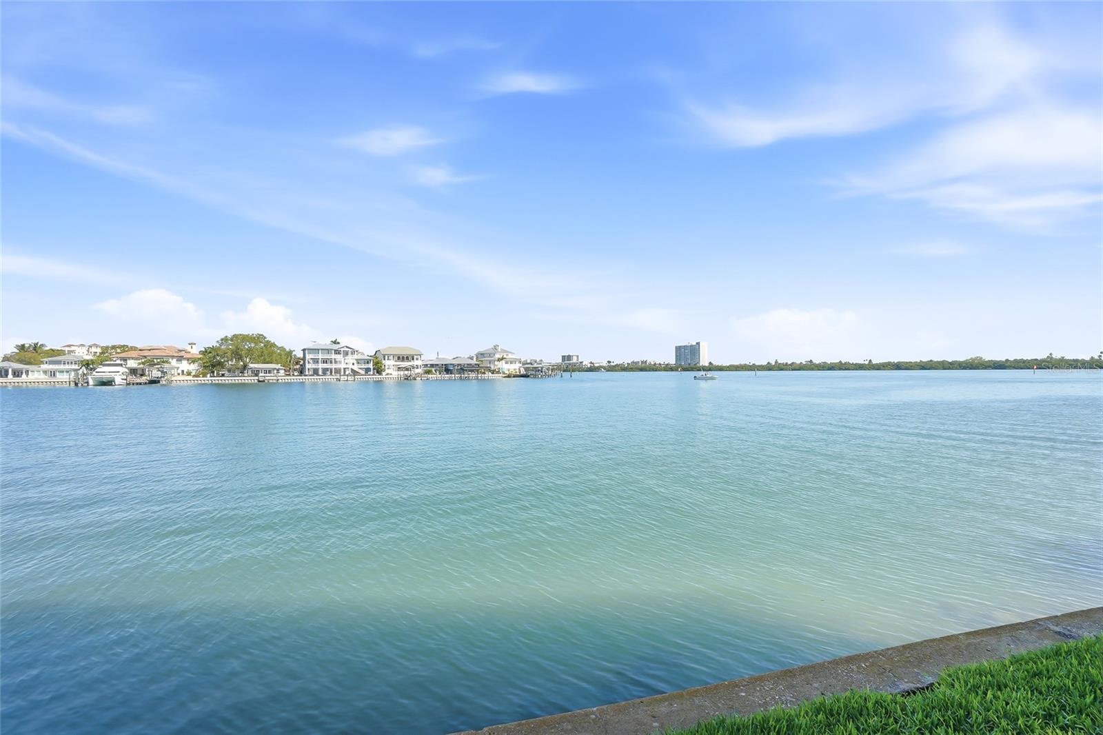 868 BAYWAY BLVD #101