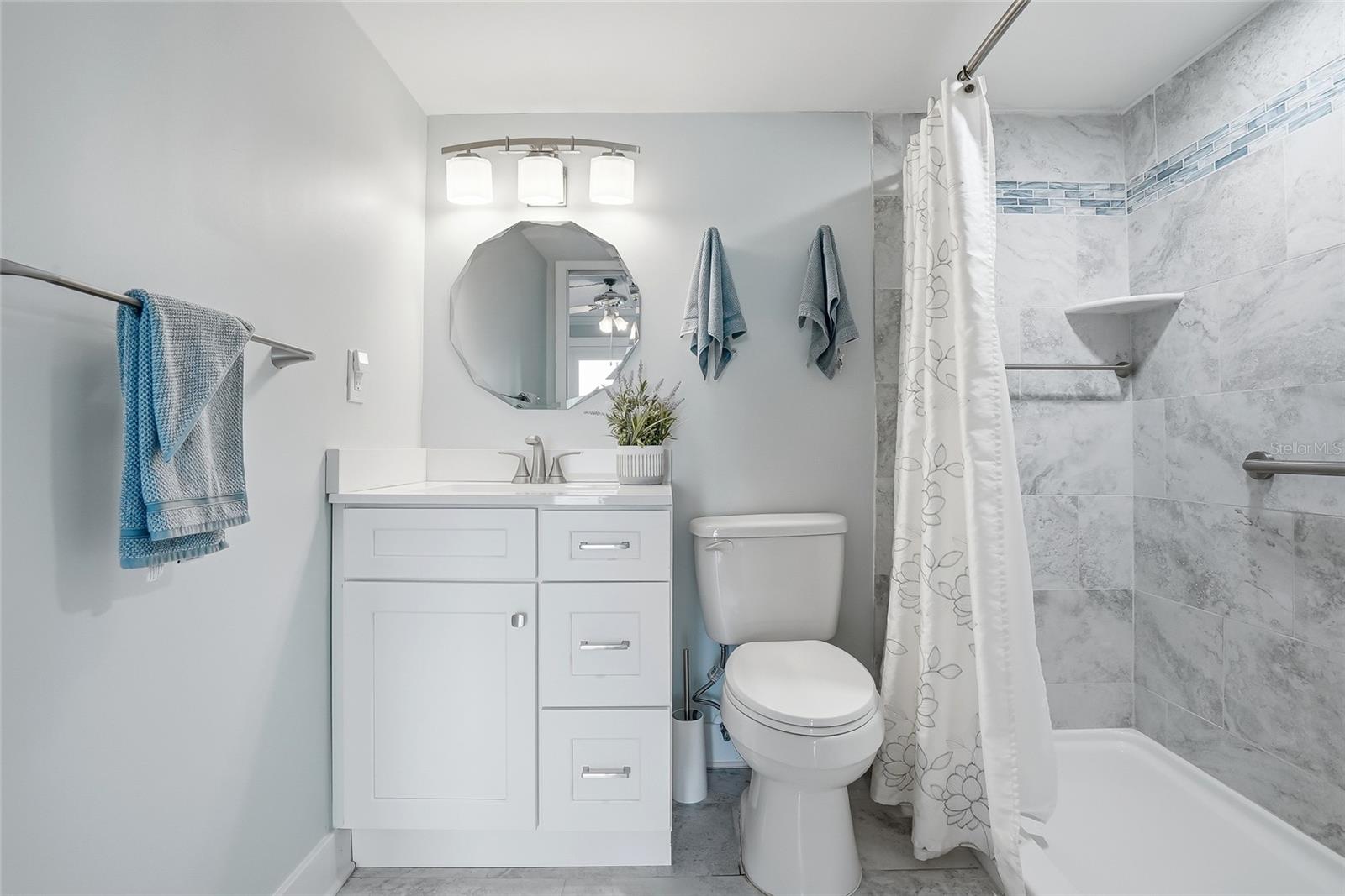 868 BAYWAY BLVD #101