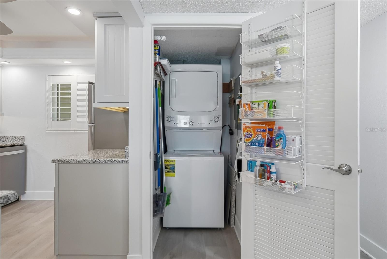 868 BAYWAY BLVD #101