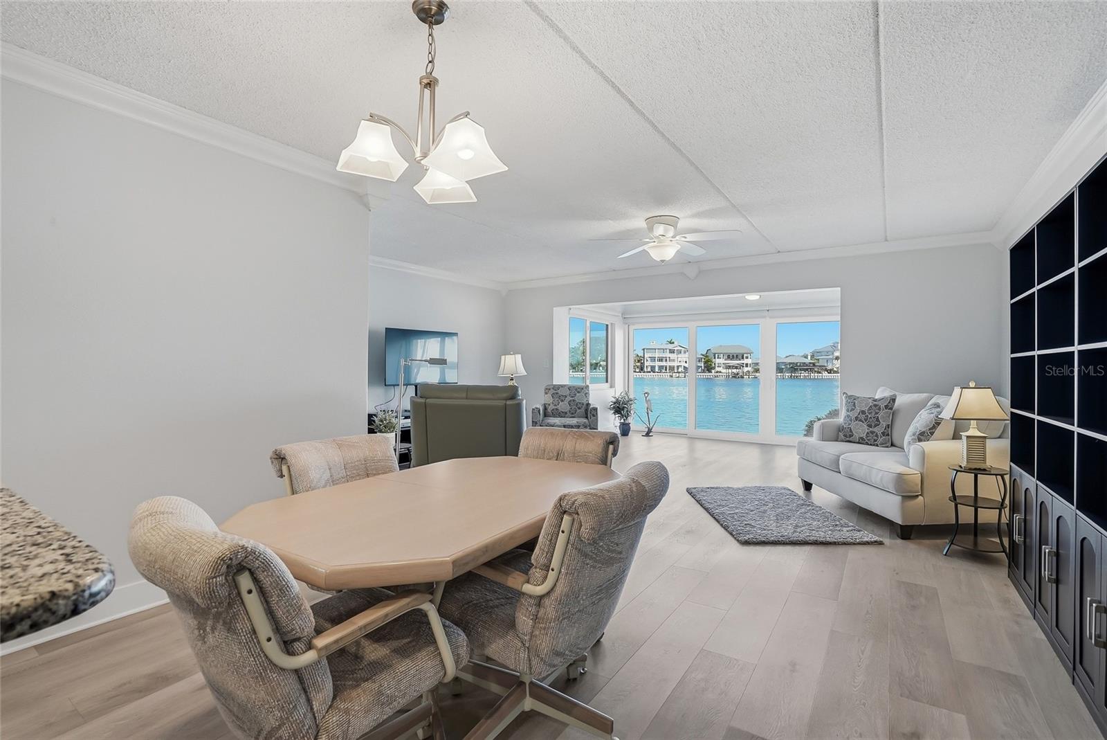 868 BAYWAY BLVD #101