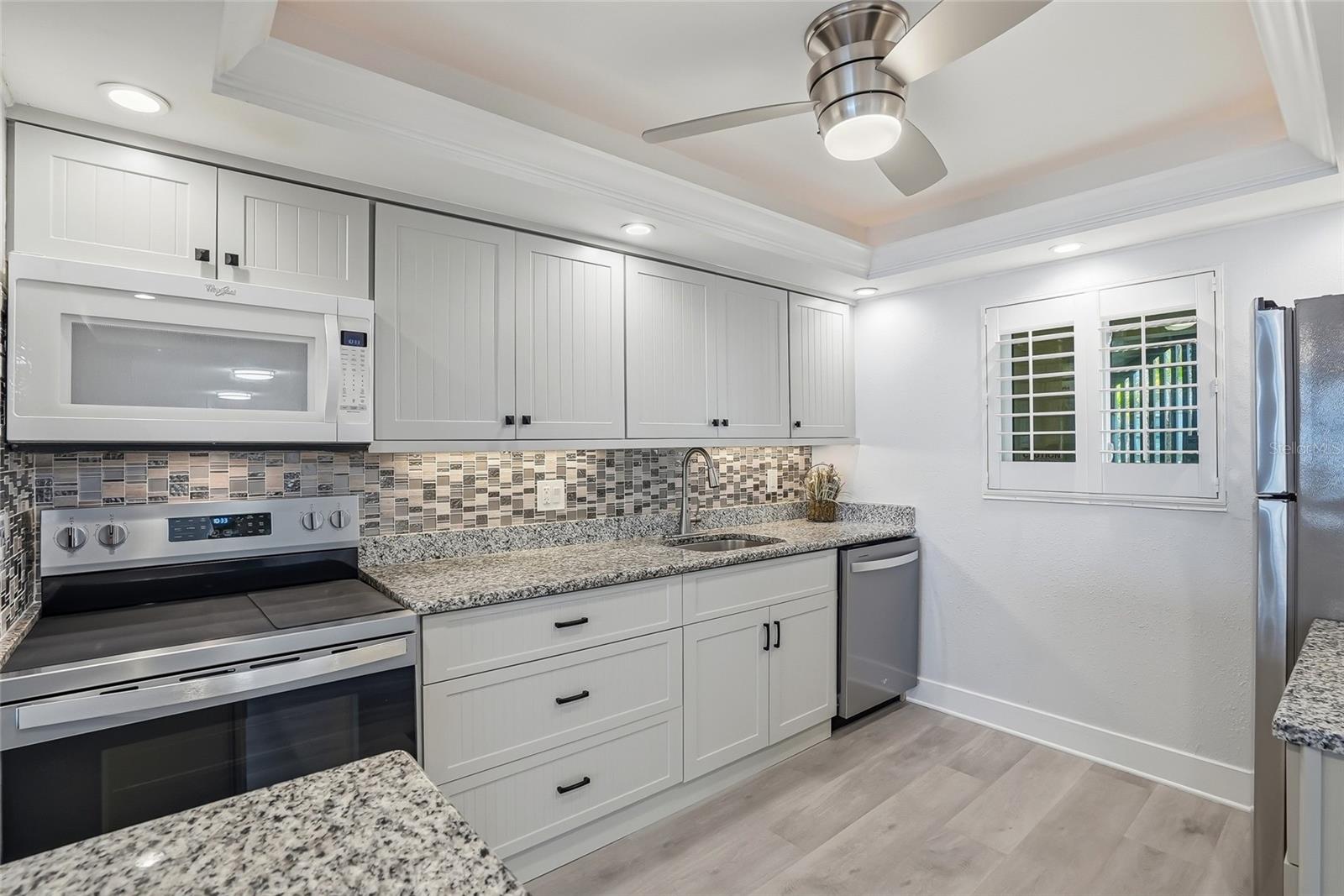 868 BAYWAY BLVD #101