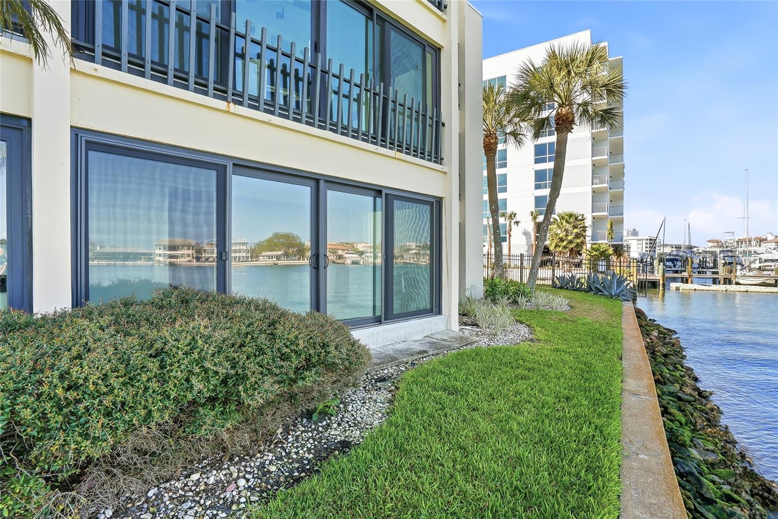 868 BAYWAY BLVD #101
