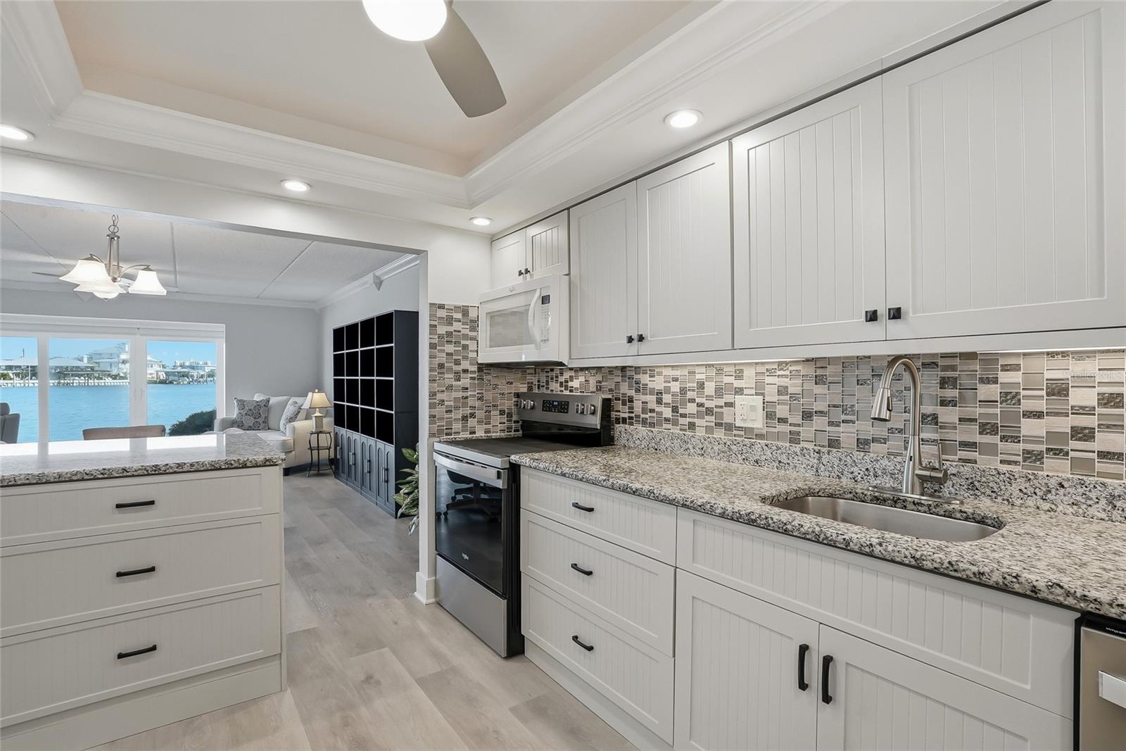 868 BAYWAY BLVD #101