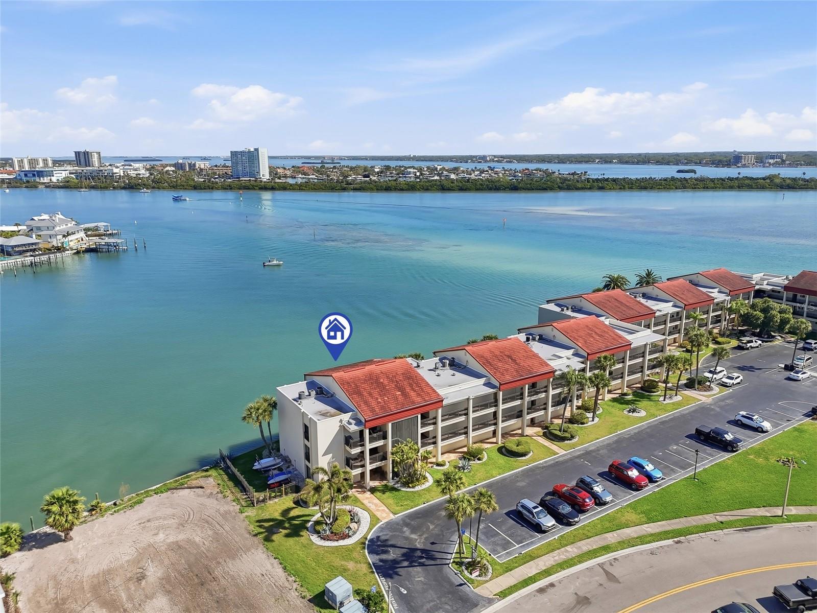 868 BAYWAY BLVD #101