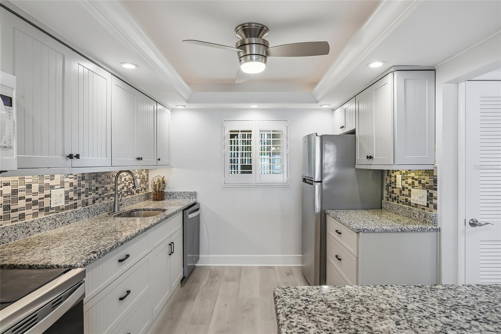 868 BAYWAY BLVD #101