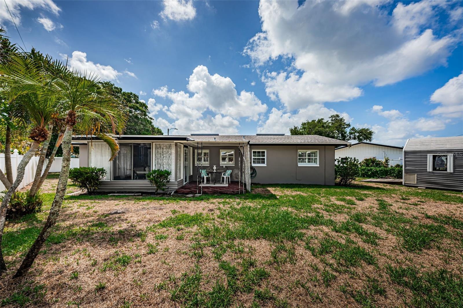 1772 AVON LN