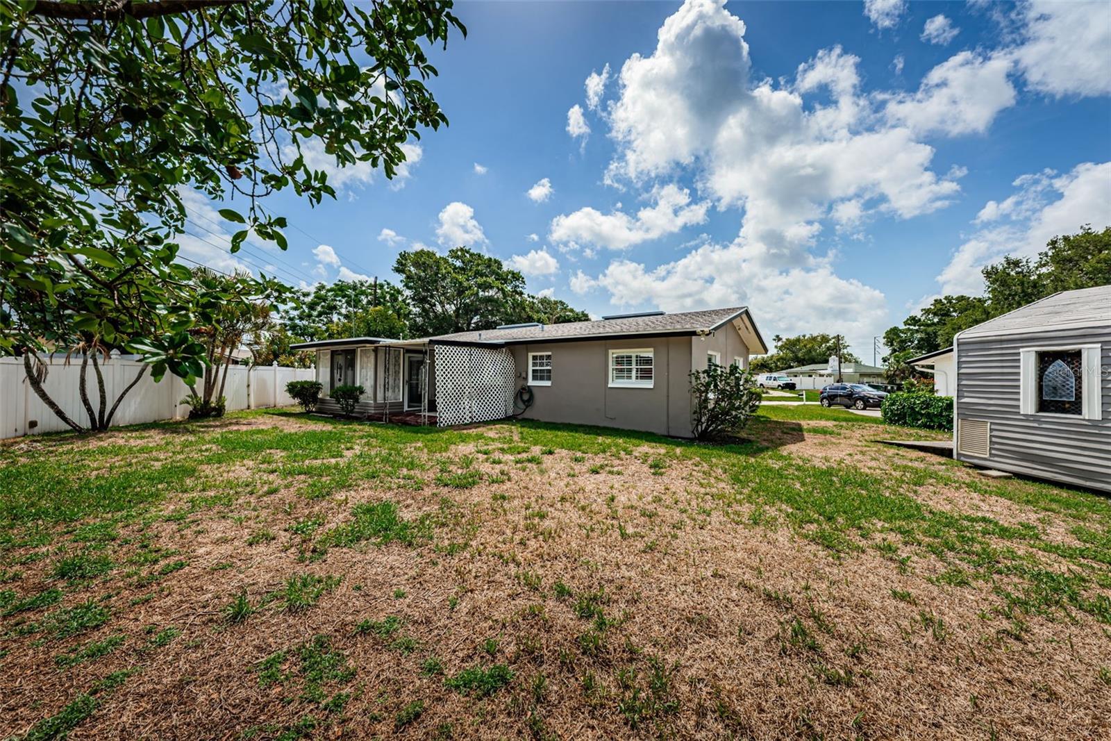 1772 AVON LN