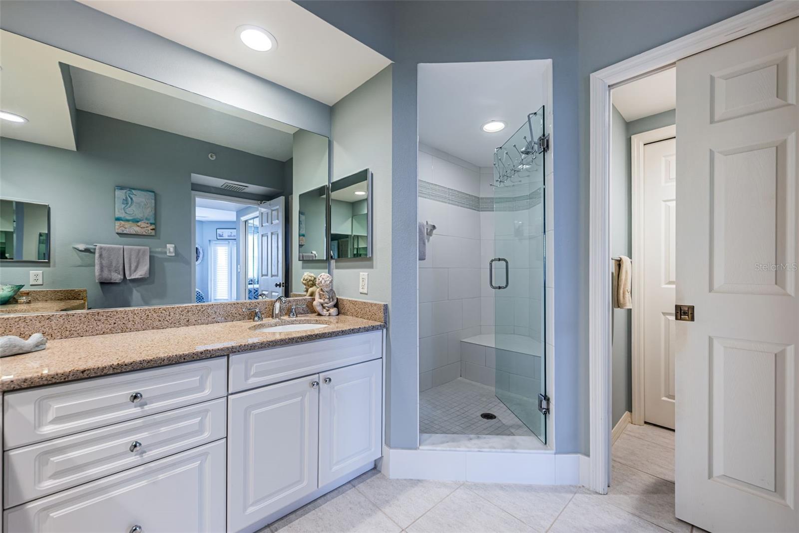 1200 COUNTRY CLUB DR #5101