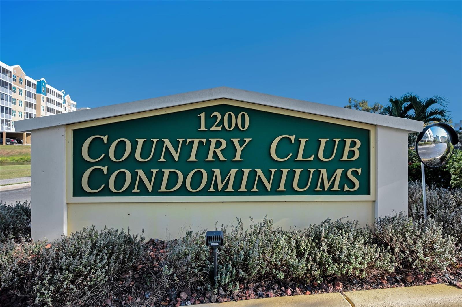1200 COUNTRY CLUB DR #5101