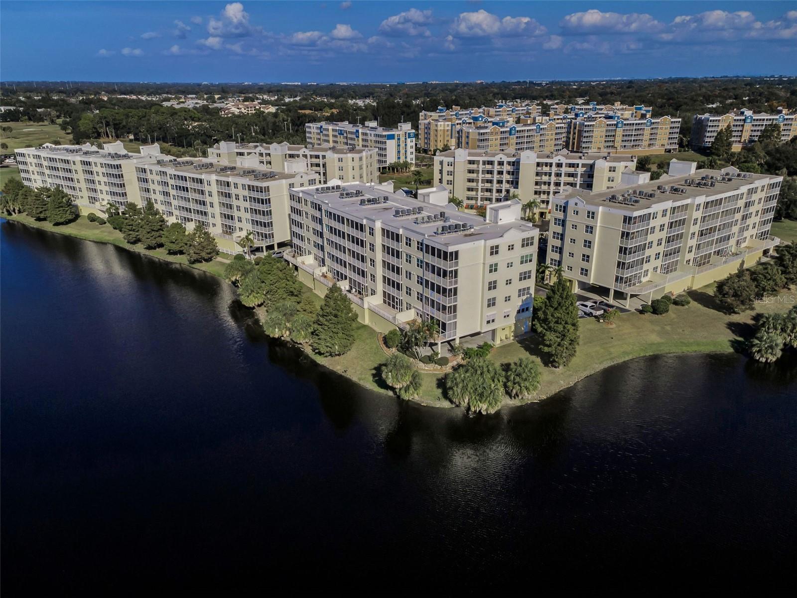1200 COUNTRY CLUB DR #5101
