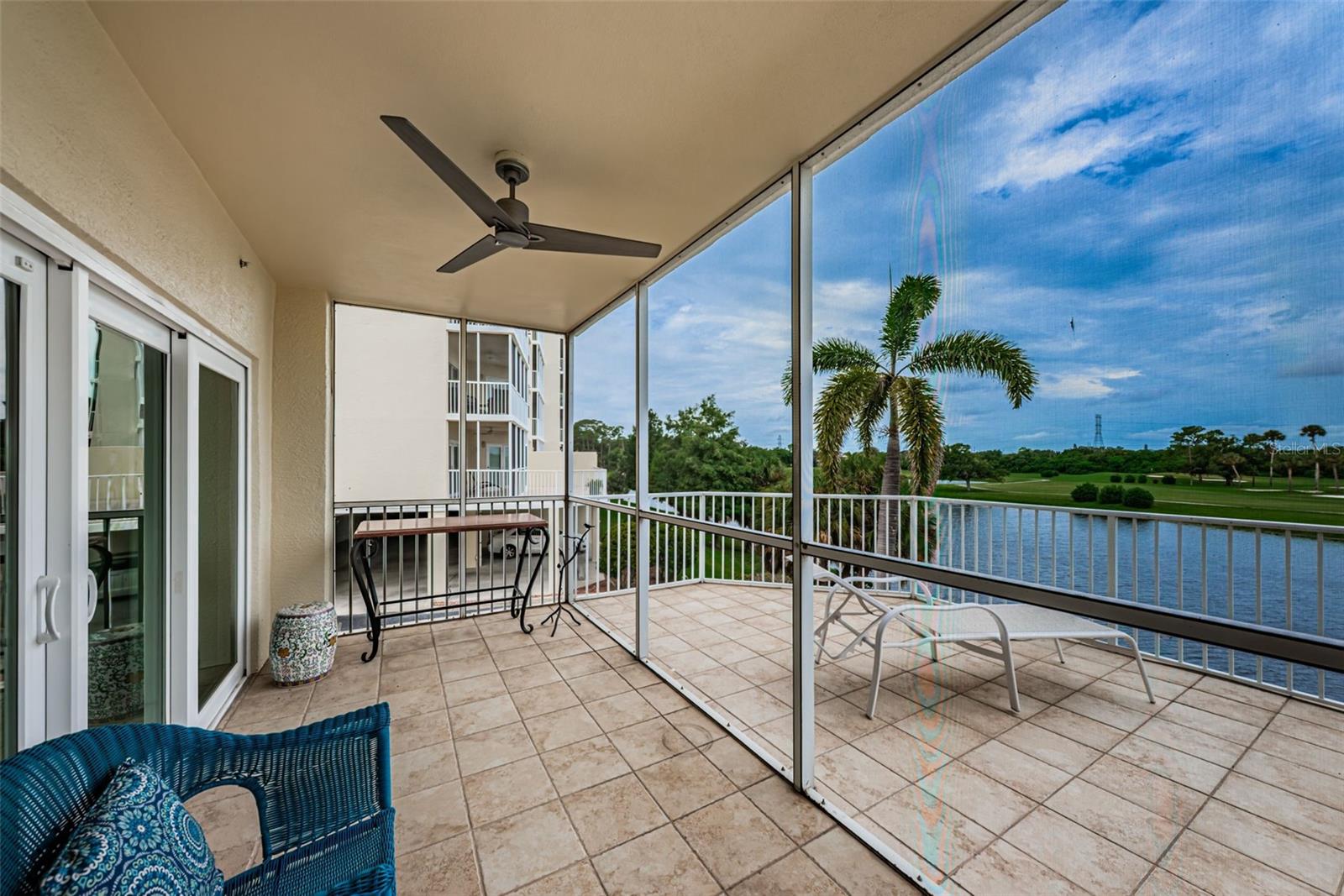 1200 COUNTRY CLUB DR #5101