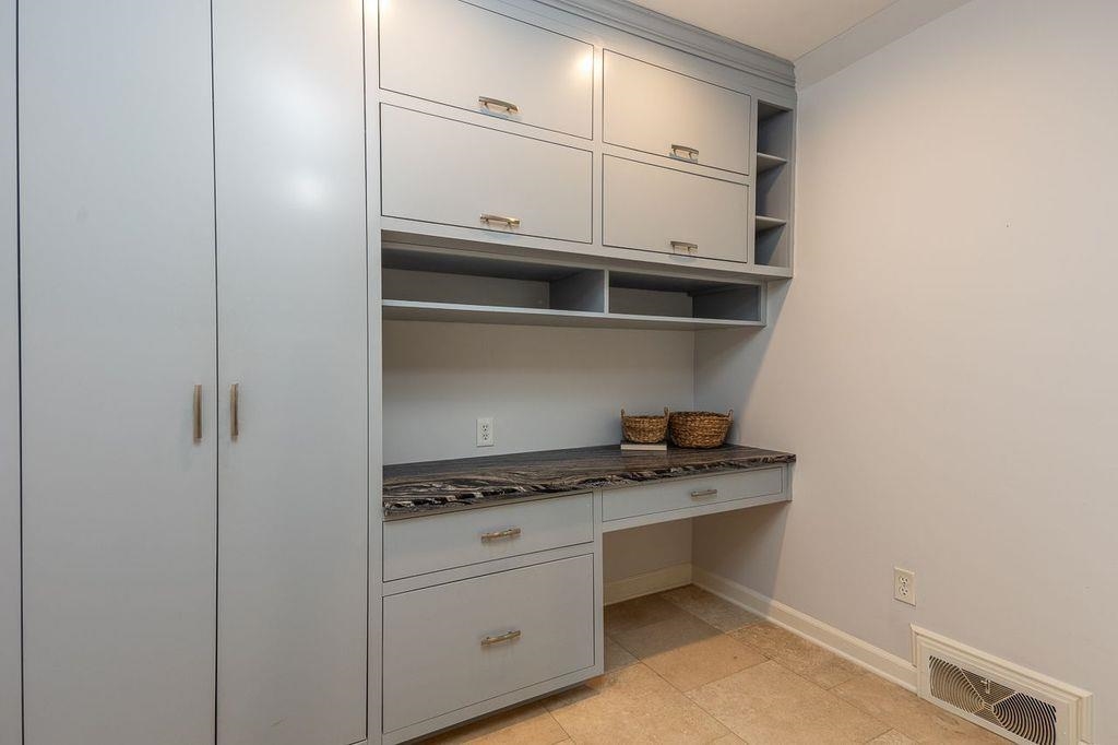 9403 OLD PLANTATION CV