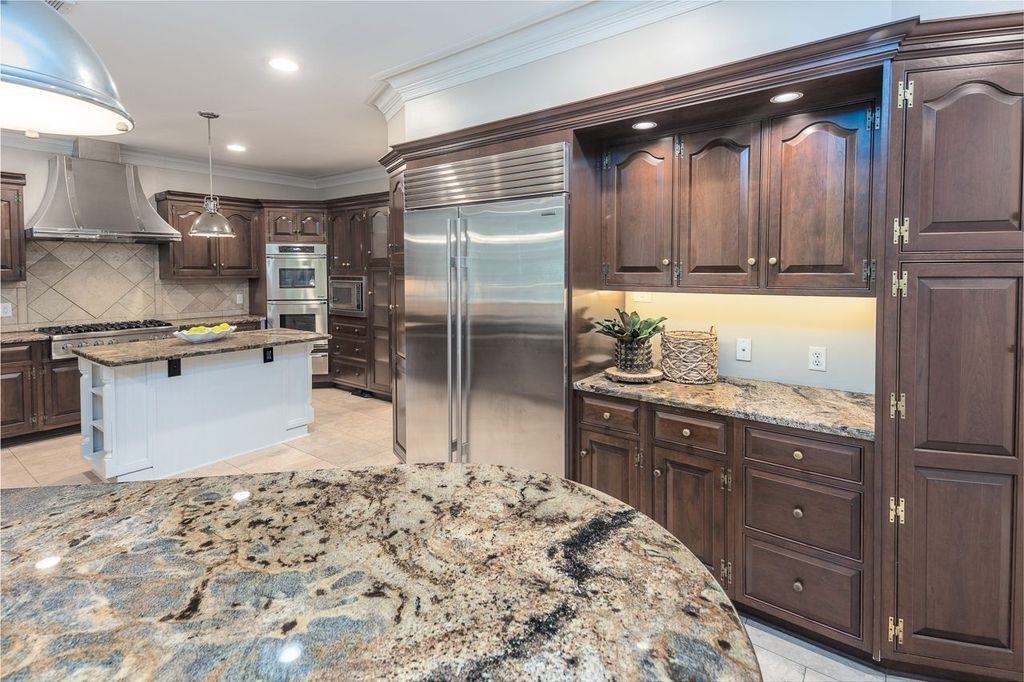 9403 OLD PLANTATION CV