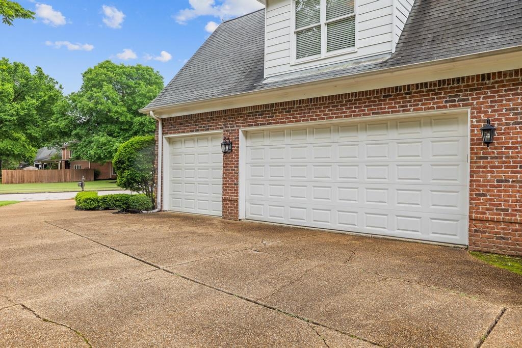 1379 WINOKA RD