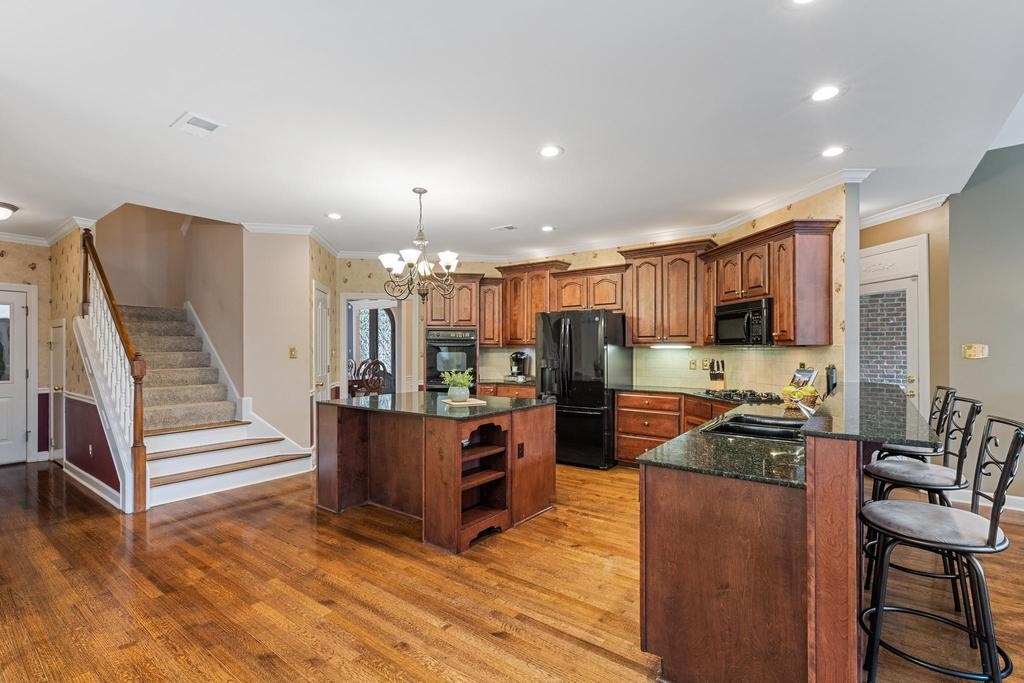 1379 WINOKA RD