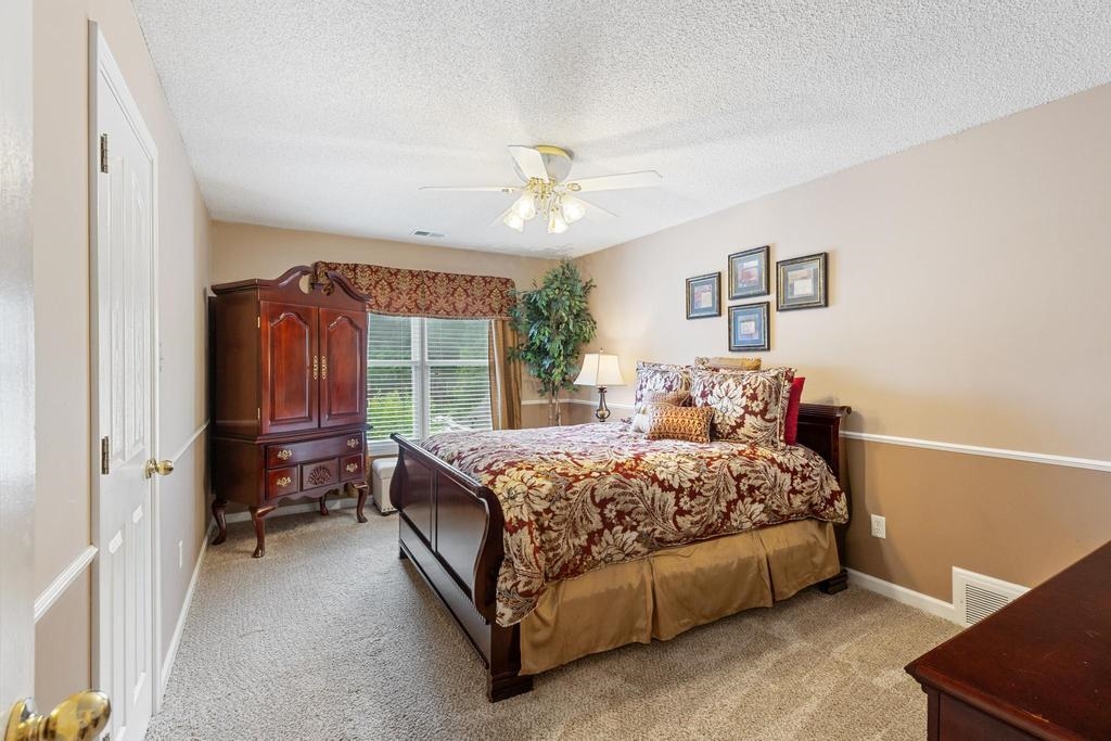 1379 WINOKA RD