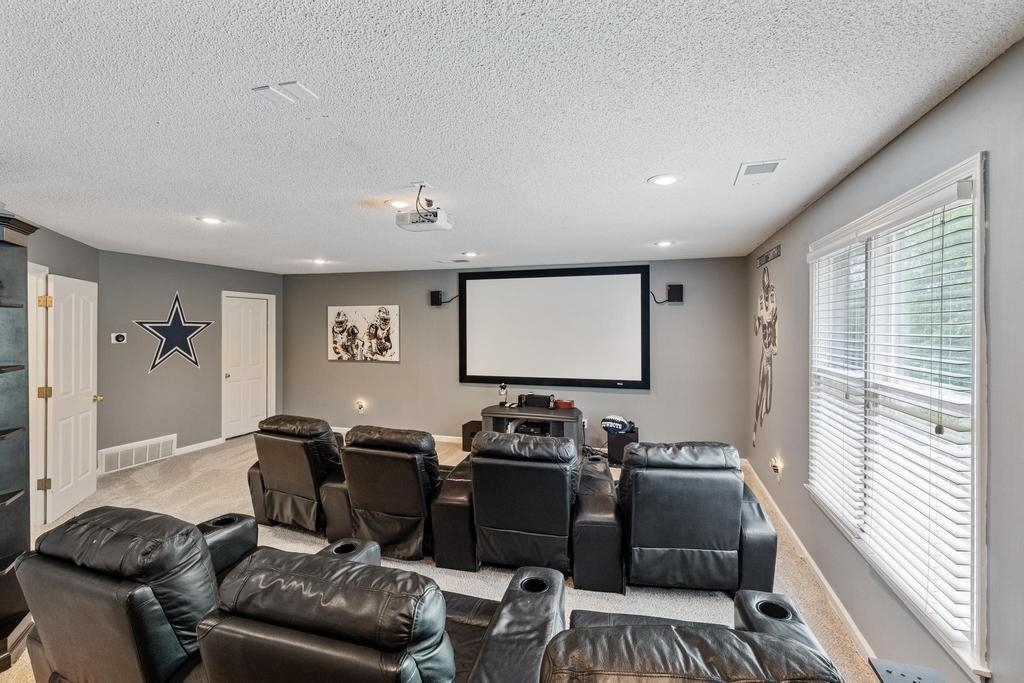 1379 WINOKA RD