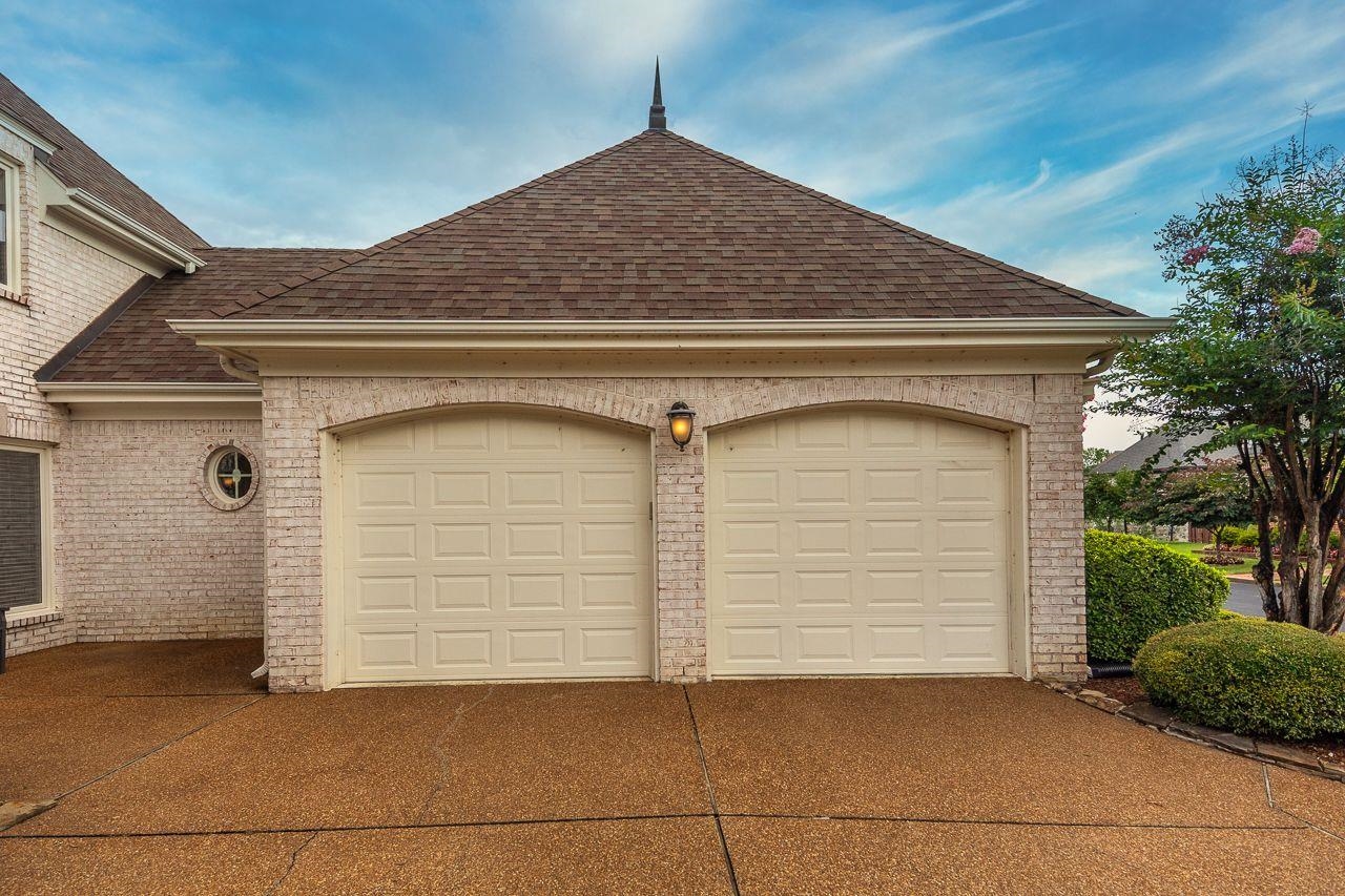 1443 WOLF PARK RD