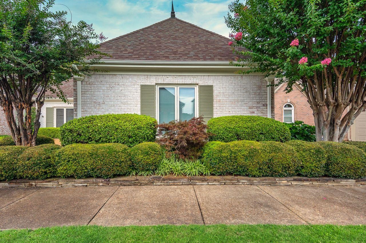 1443 WOLF PARK RD