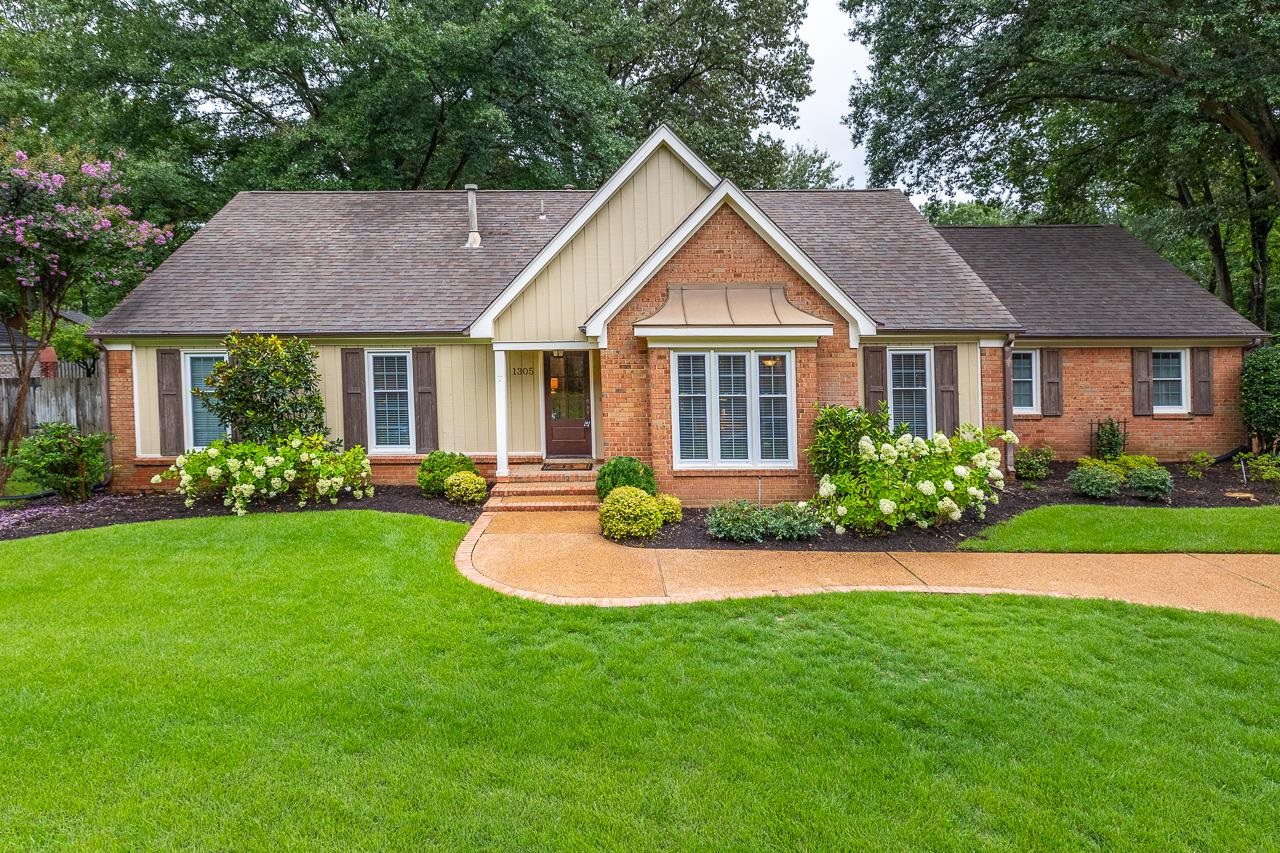 1305 RIVERWIND CV