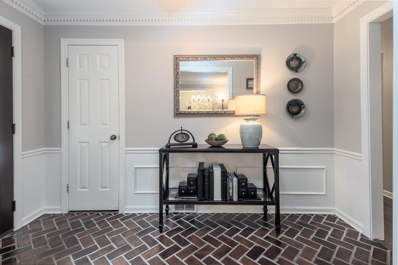 1305 RIVERWIND CV
