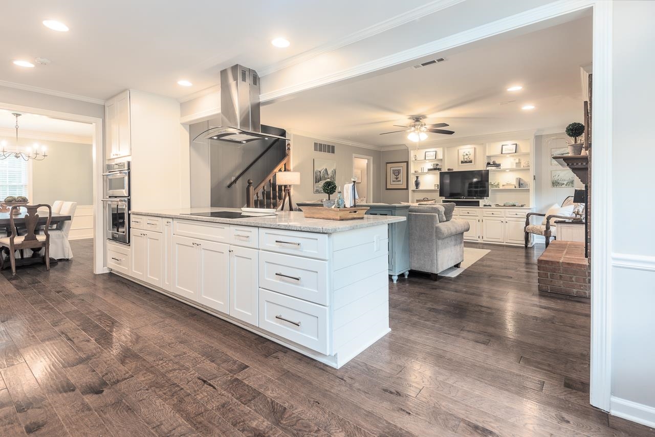 1305 RIVERWIND CV
