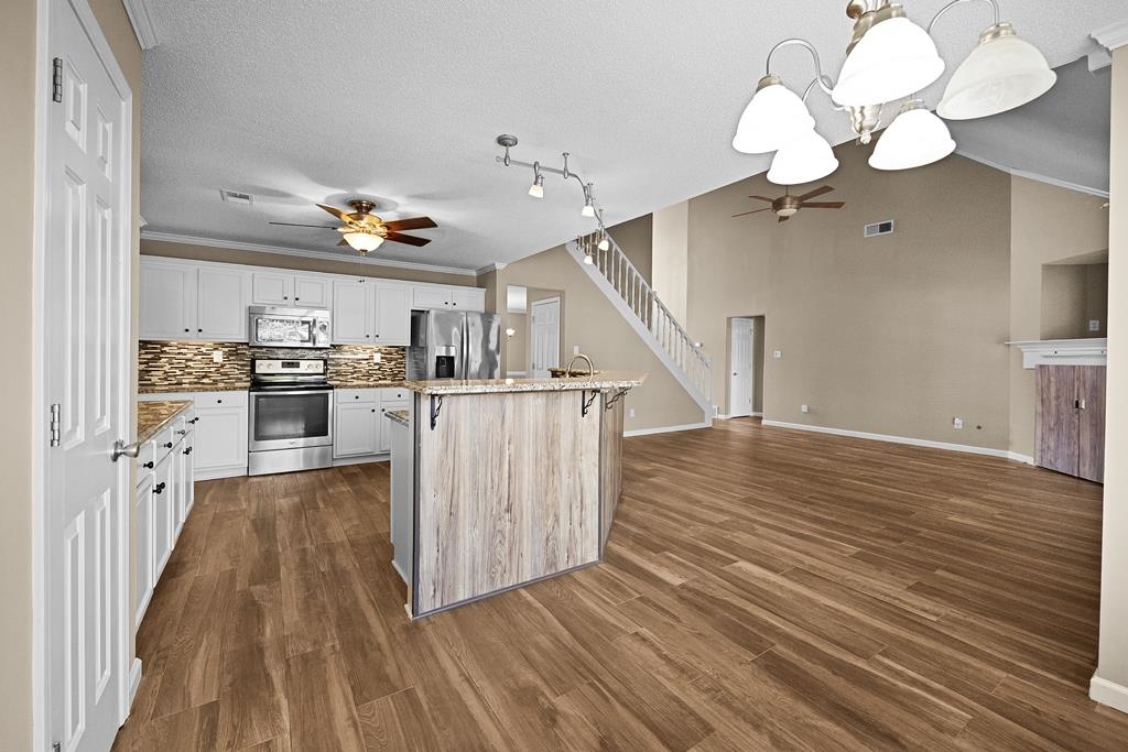 7960 CURLEYBARK CV