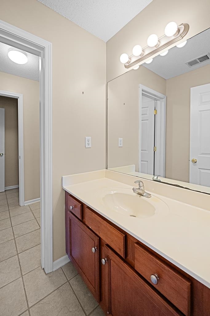 7960 CURLEYBARK CV