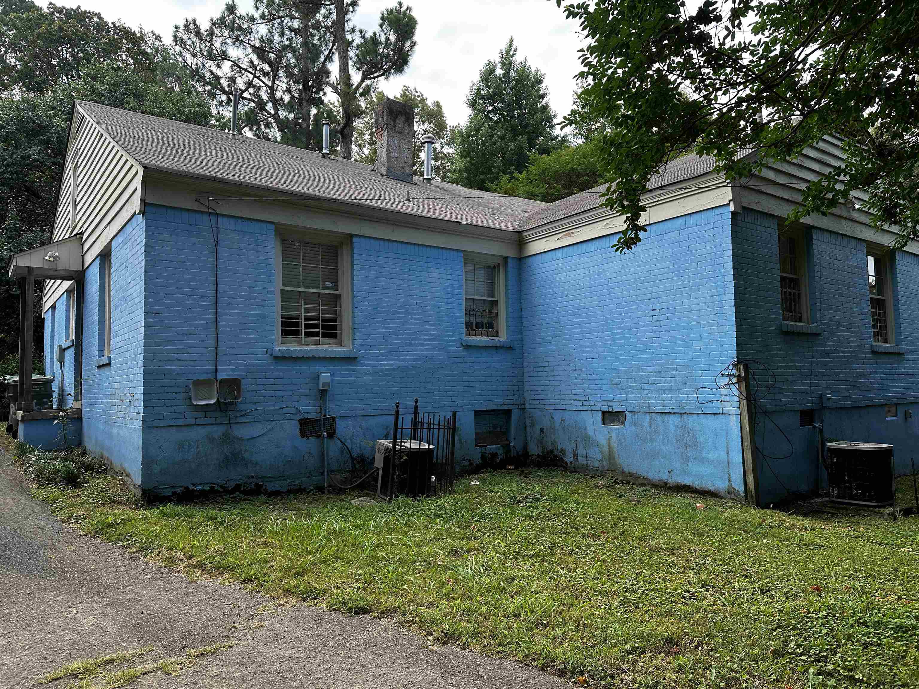 263 BUNTYN ST