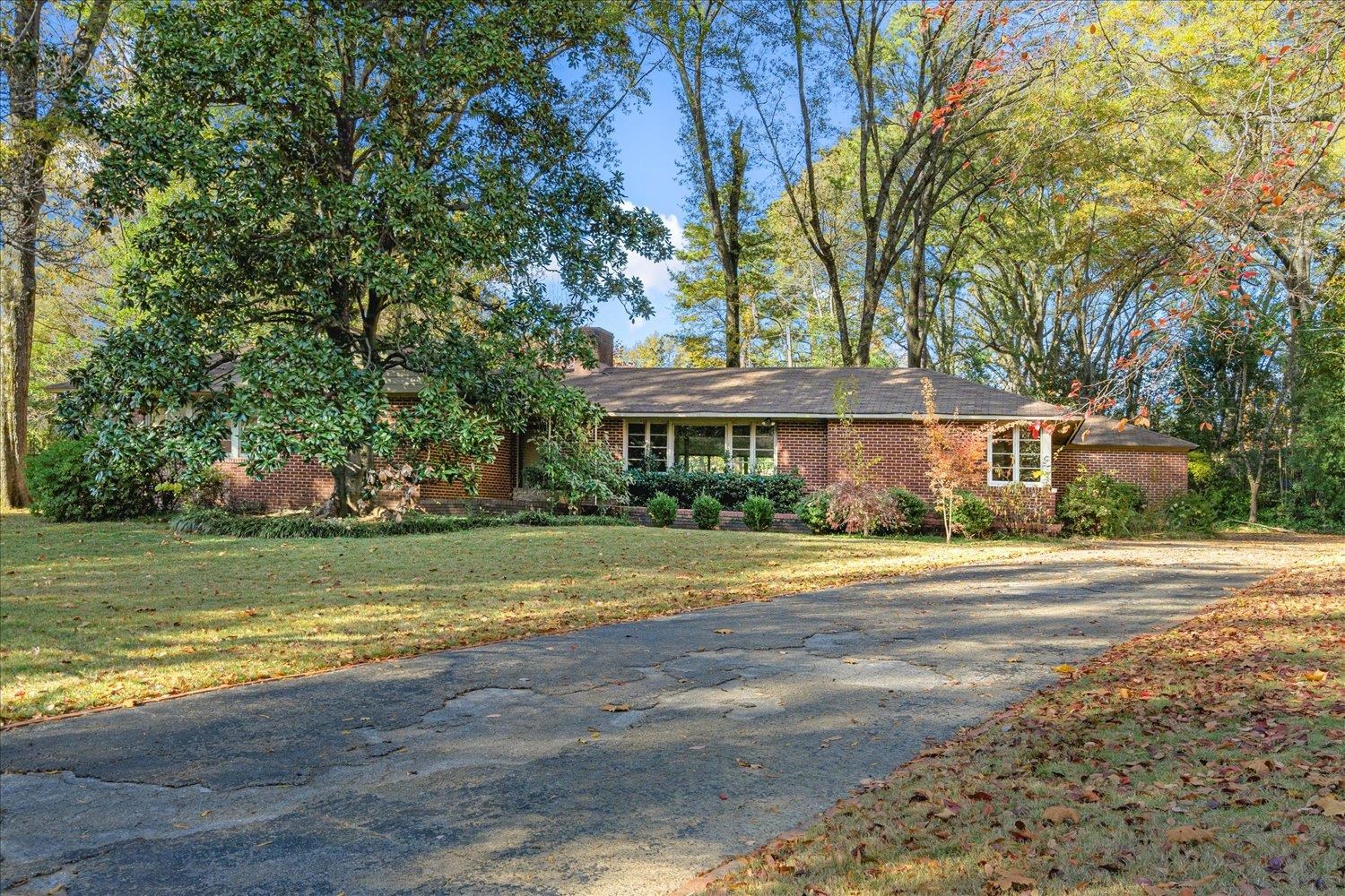3884 MINDEN RD