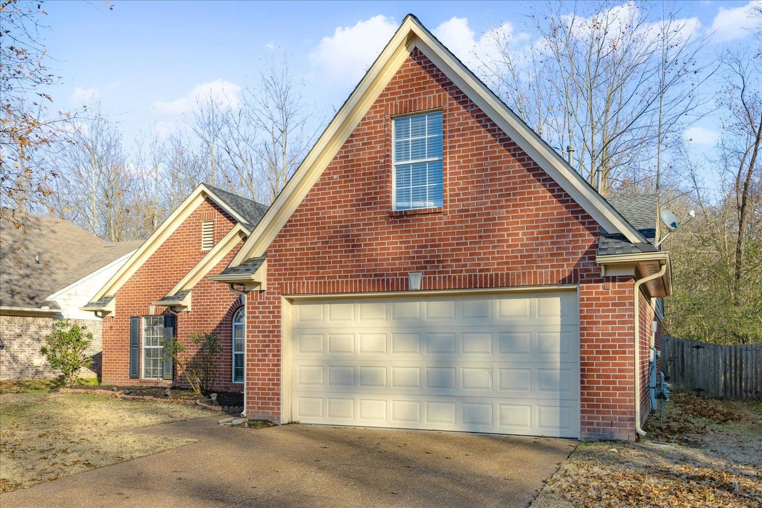 10392 COTTAGE OAKS DR