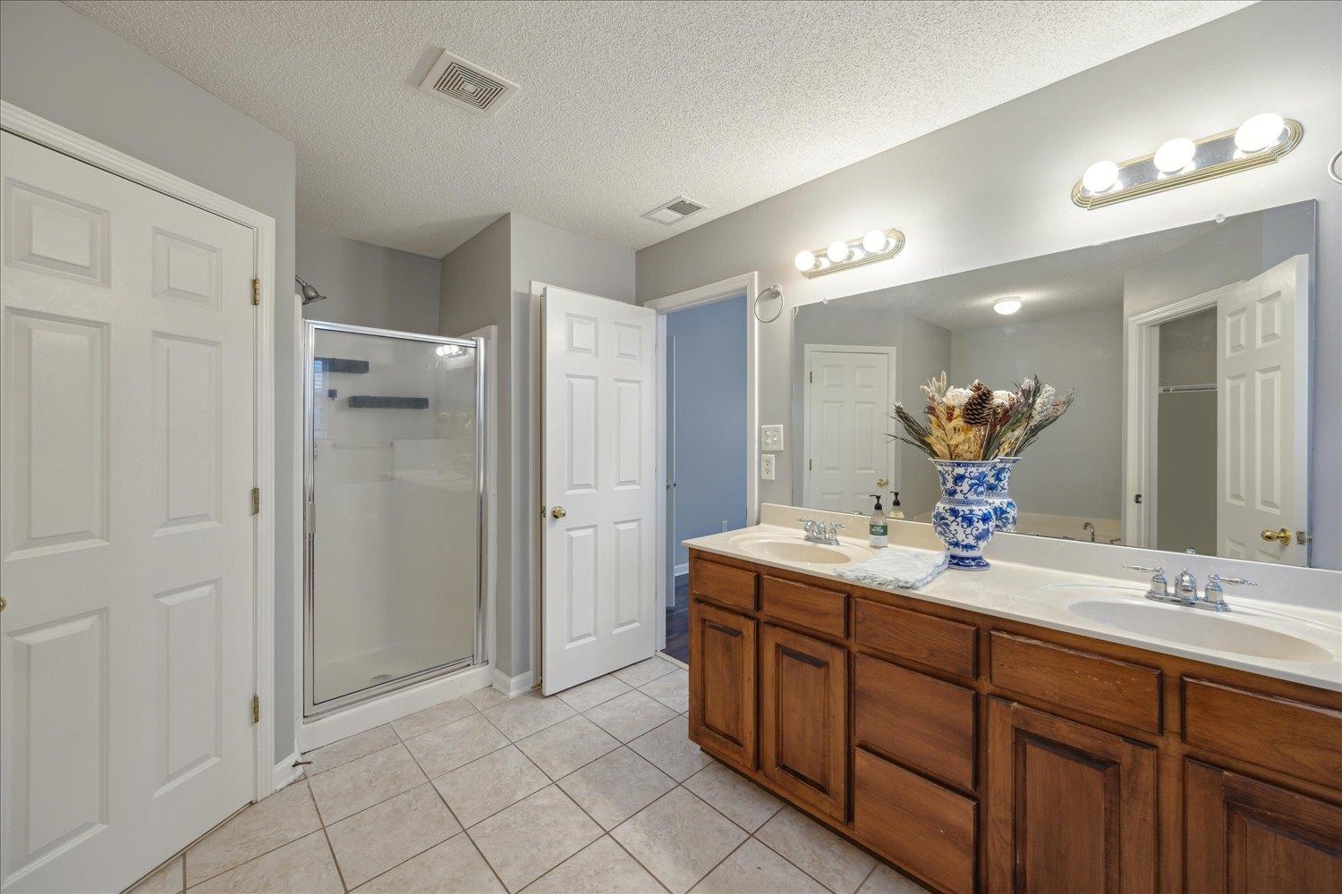 10392 COTTAGE OAKS DR