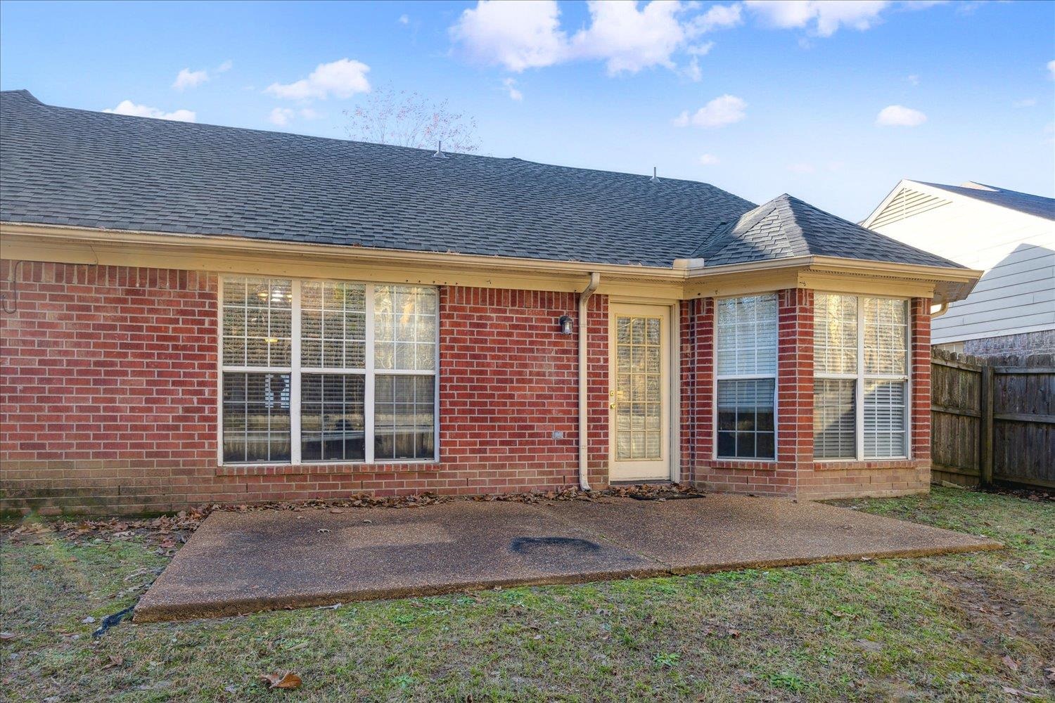 10392 COTTAGE OAKS DR