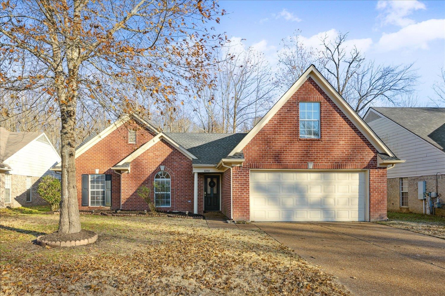 10392 COTTAGE OAKS DR