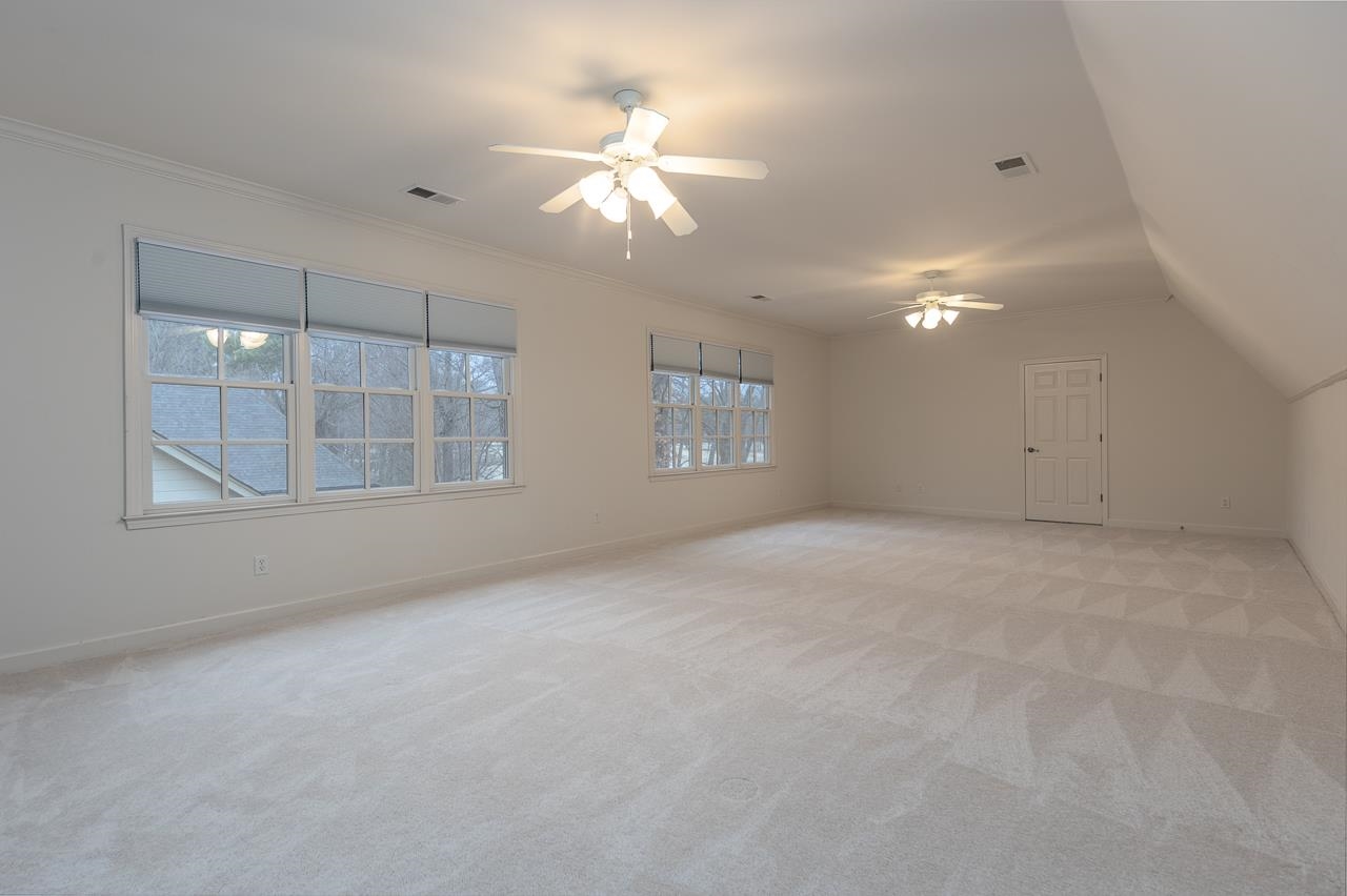 3196 KENNEY DR