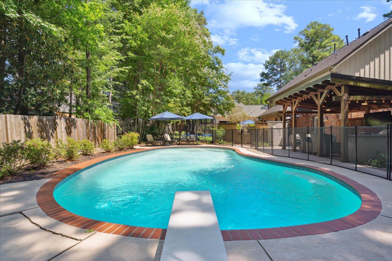 8198 BLAIR LN