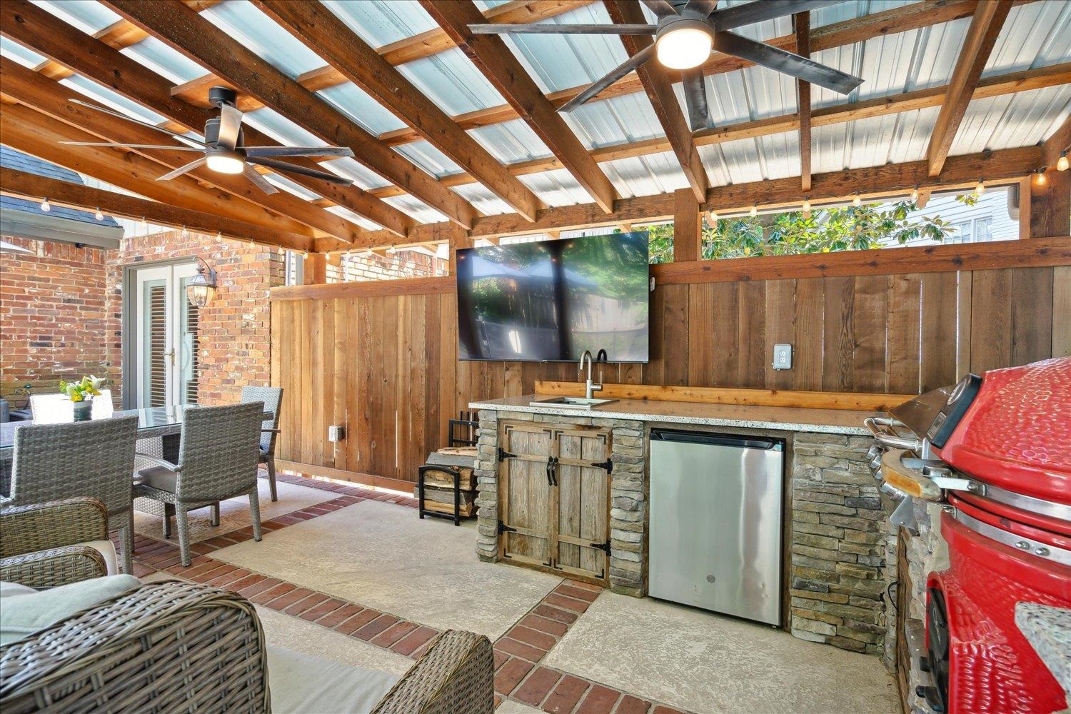 8198 BLAIR LN
