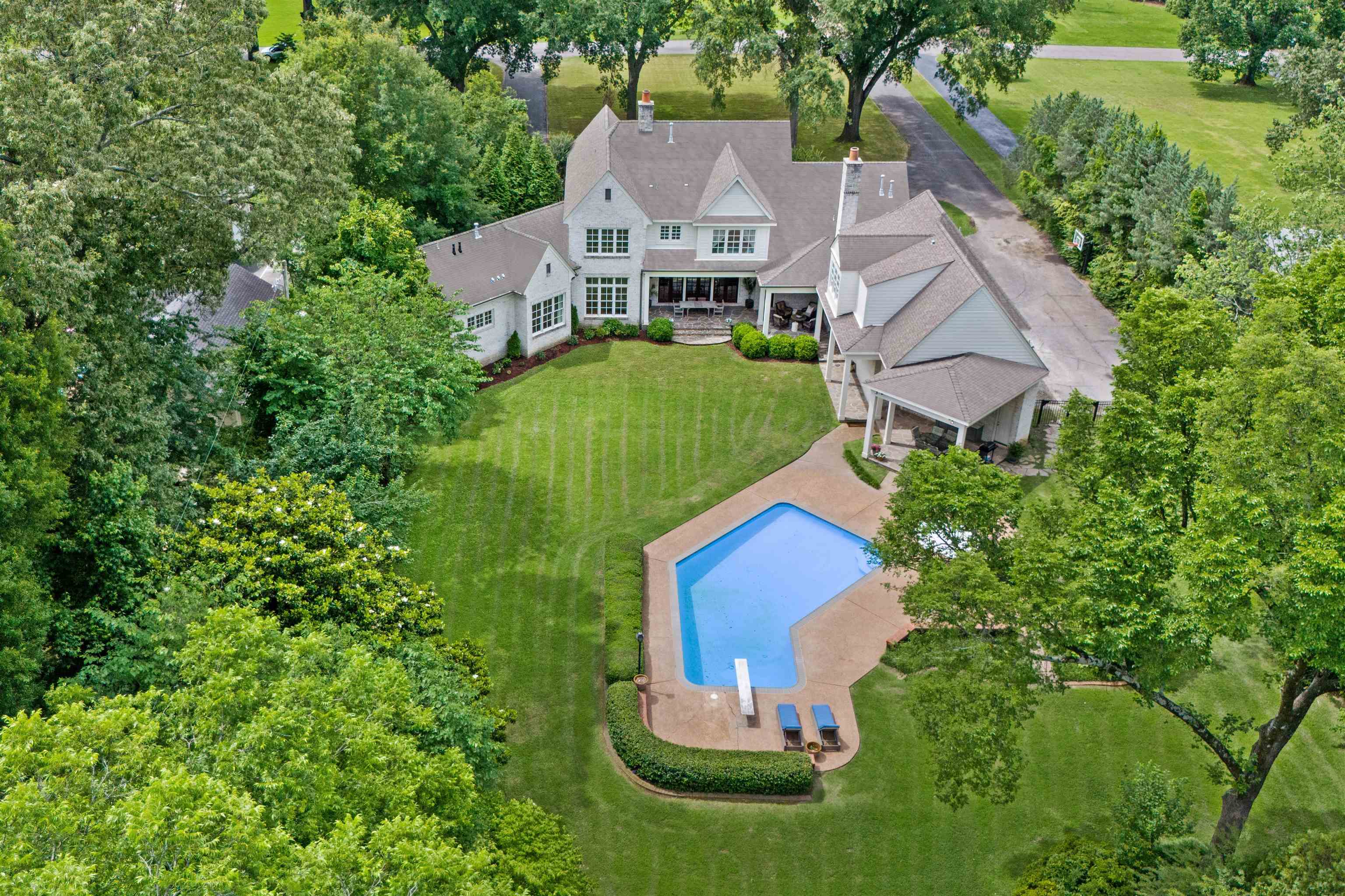 4510 CHICKASAW RD