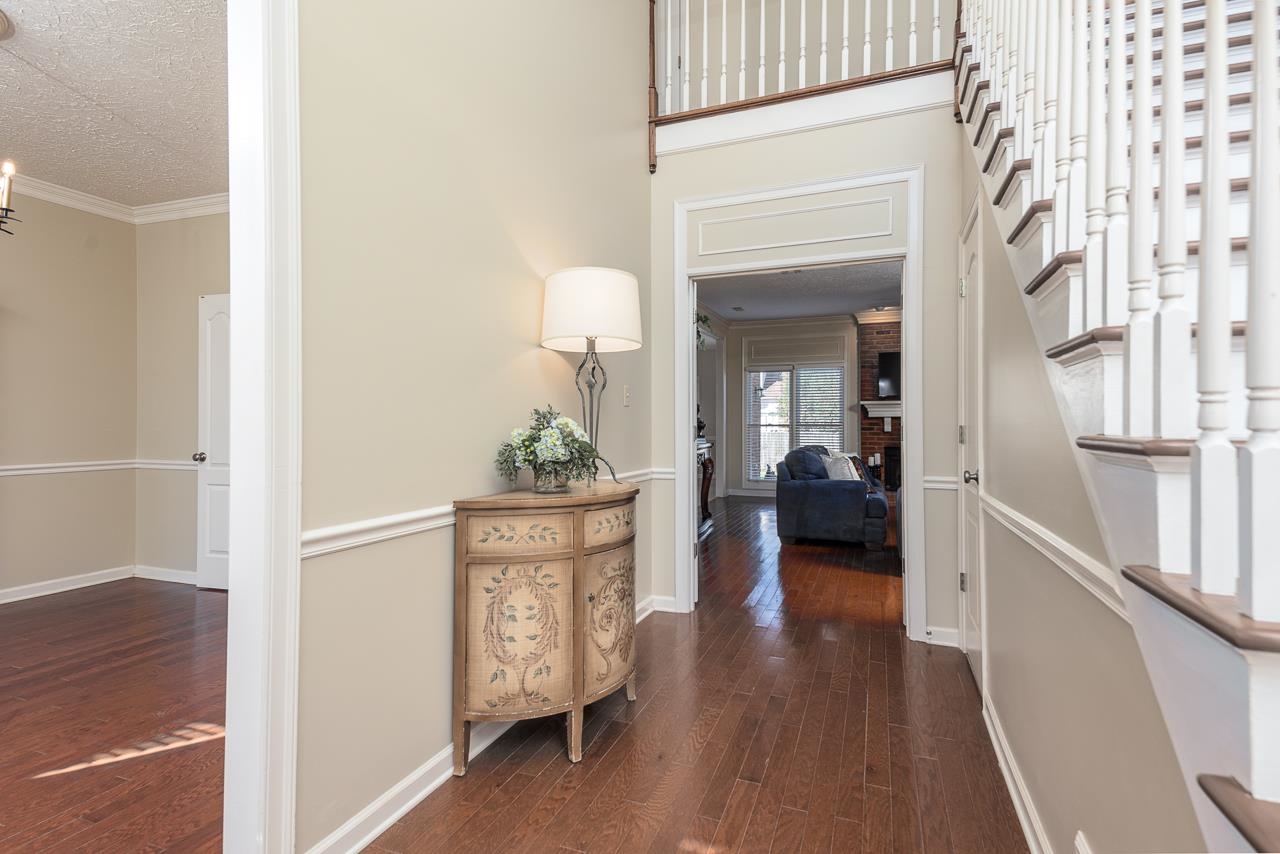 1223 ELM SPRINGS DR