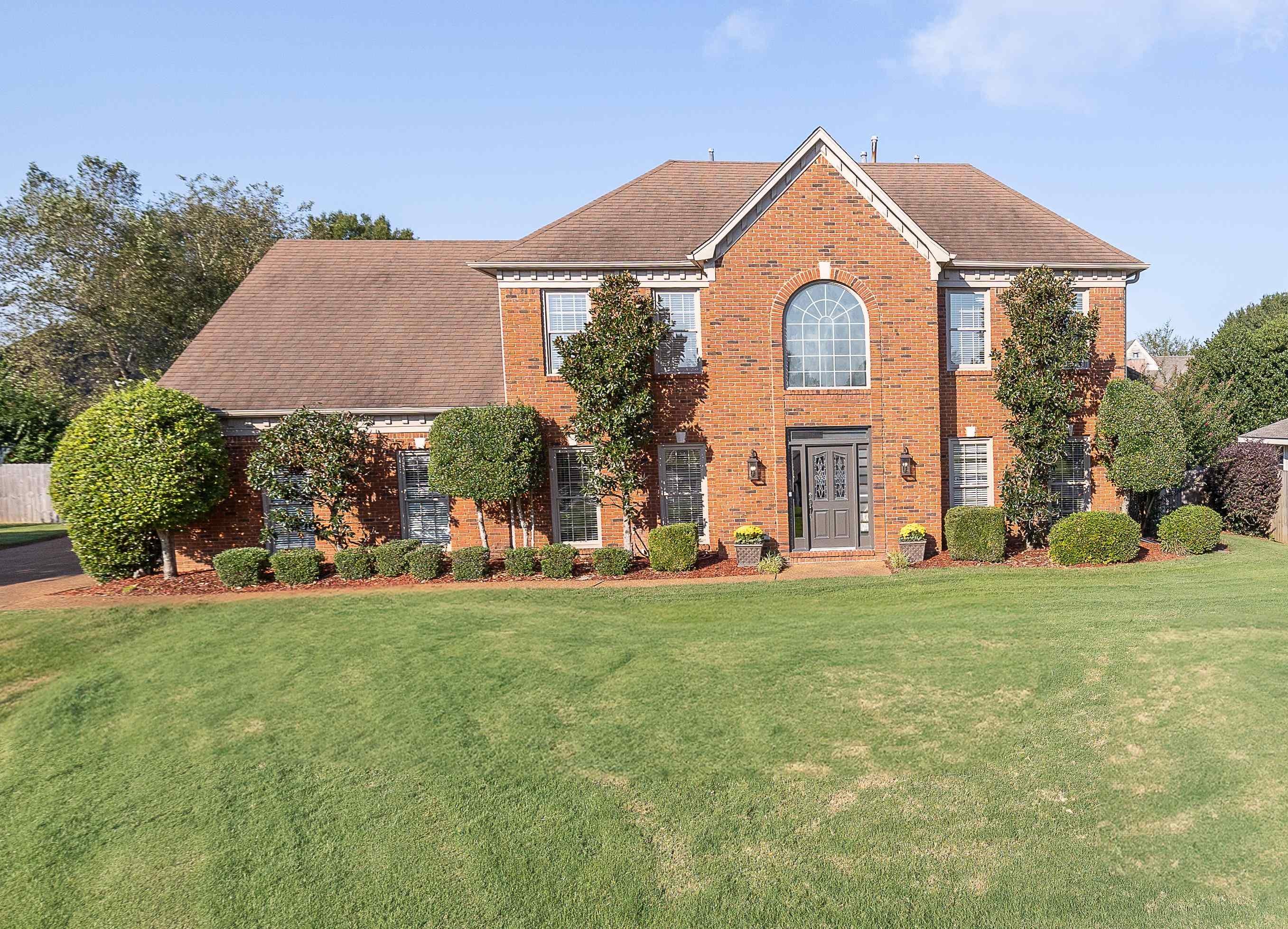 1223 ELM SPRINGS DR