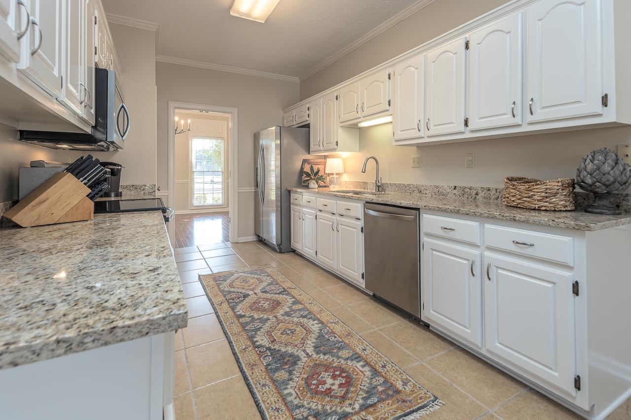 1223 ELM SPRINGS DR