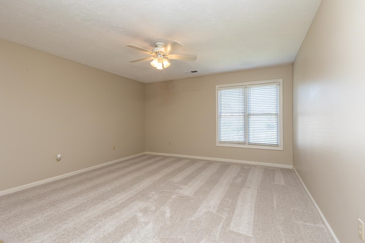 1223 ELM SPRINGS DR