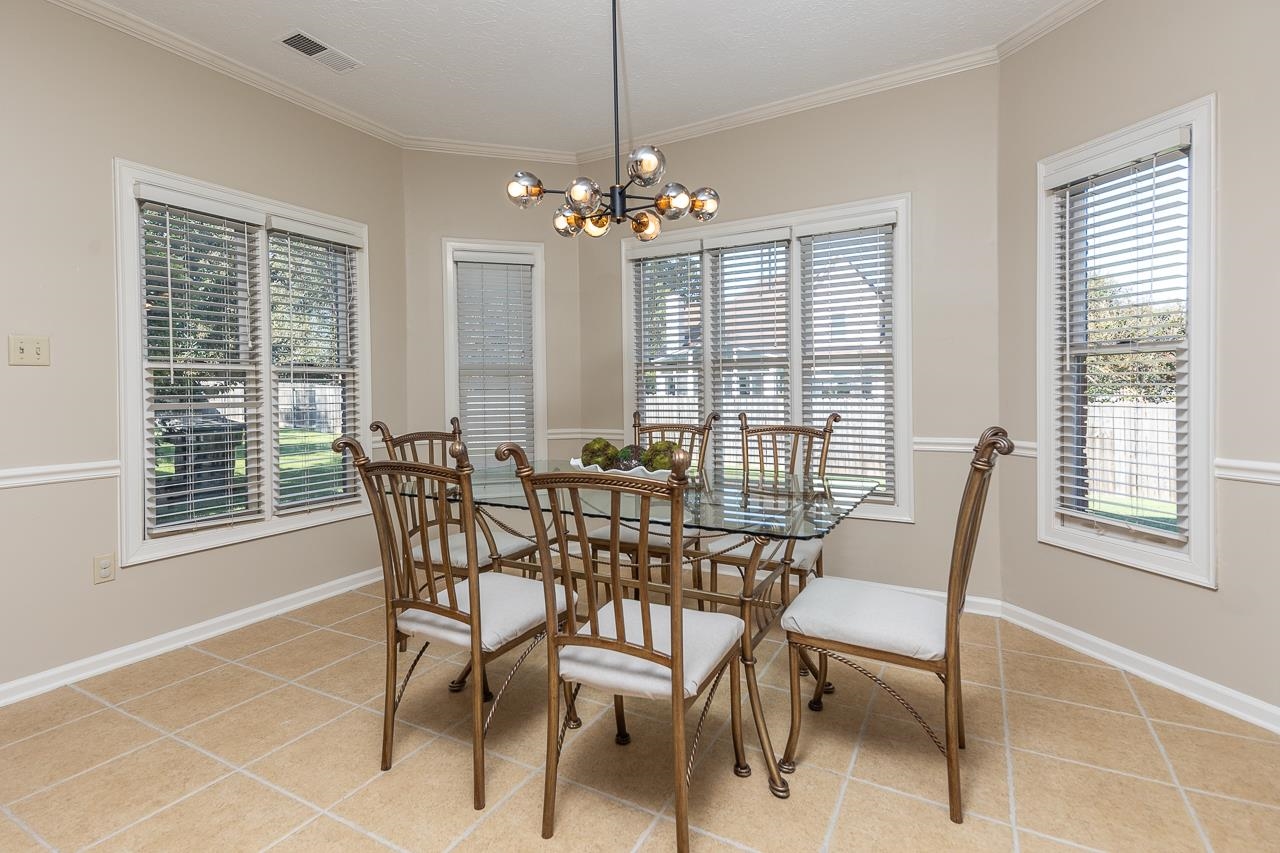 1223 ELM SPRINGS DR