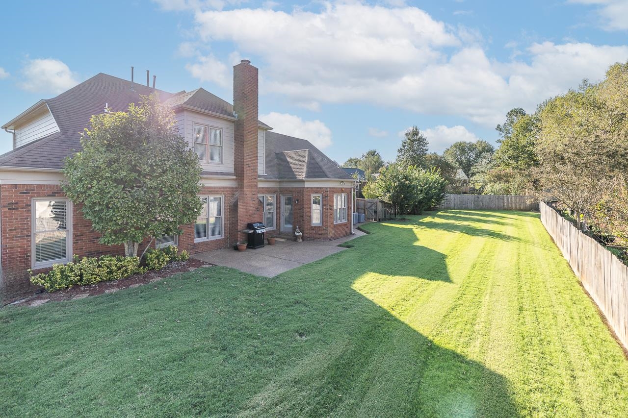 1223 ELM SPRINGS DR