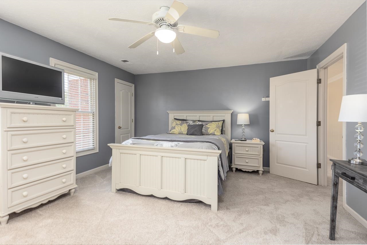 1223 ELM SPRINGS DR