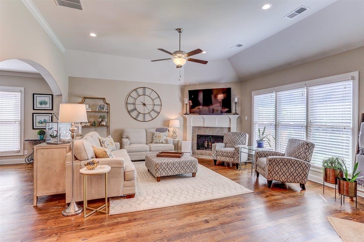 12317 CASCABEL LN