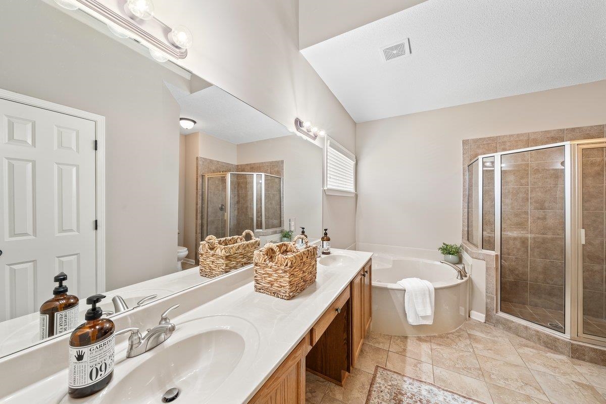 1533 SUTTON MEADOW LN