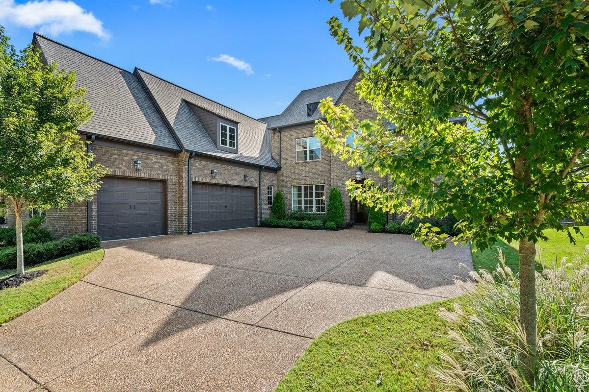 3358 HIDDEN BEND LN